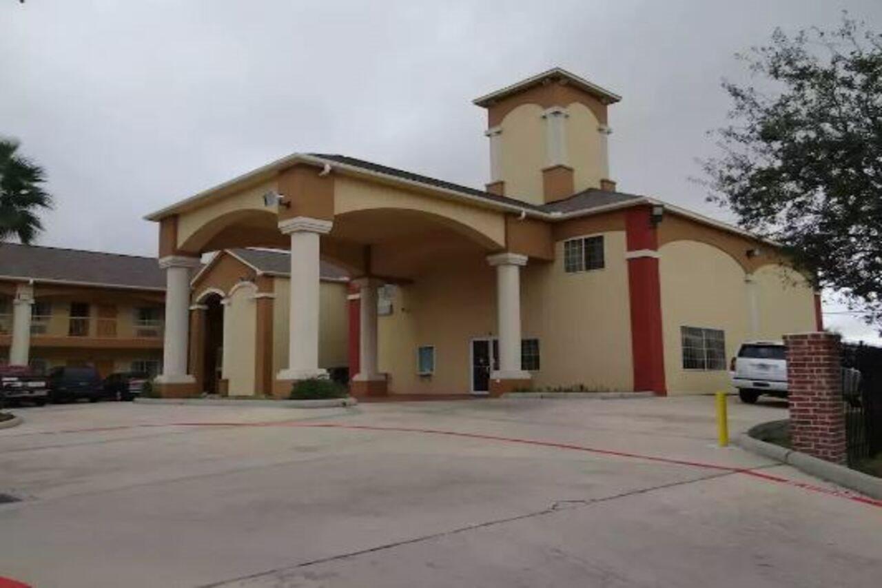 Regency Inn & Suites - Baytown Dış mekan fotoğraf