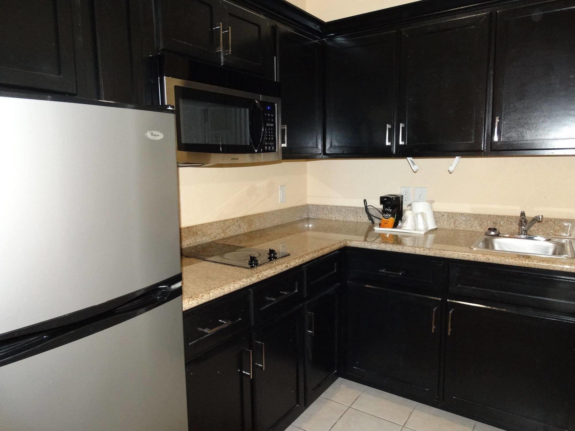 Regency Inn & Suites - Baytown Dış mekan fotoğraf