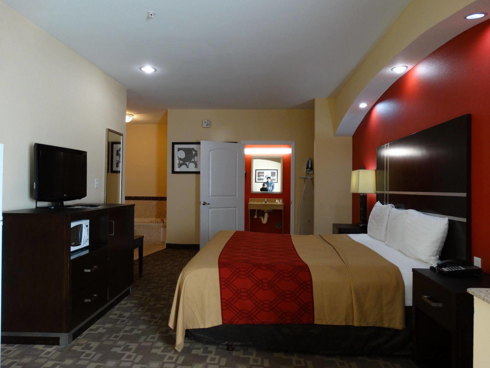 Regency Inn & Suites - Baytown Dış mekan fotoğraf