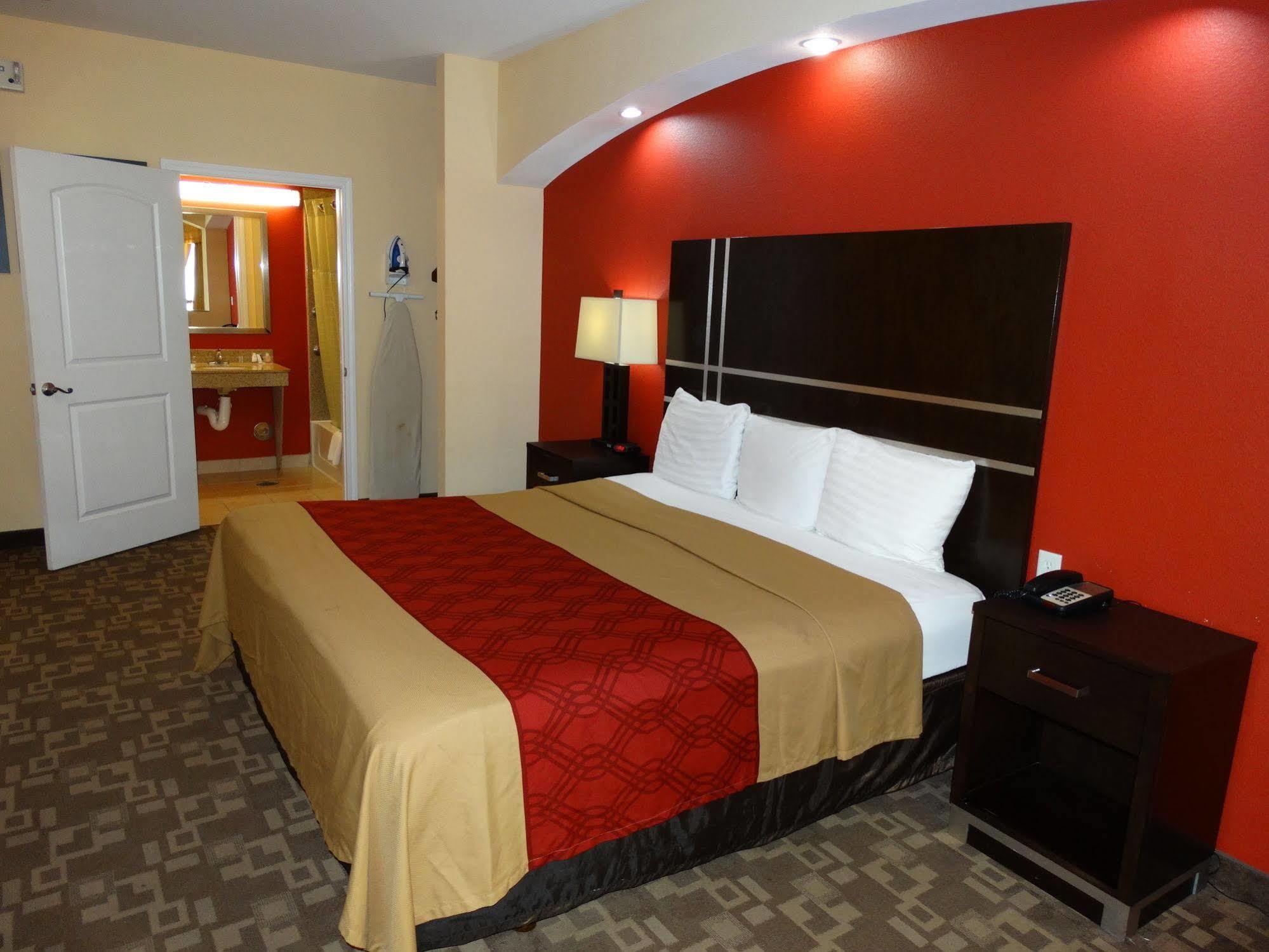 Regency Inn & Suites - Baytown Dış mekan fotoğraf