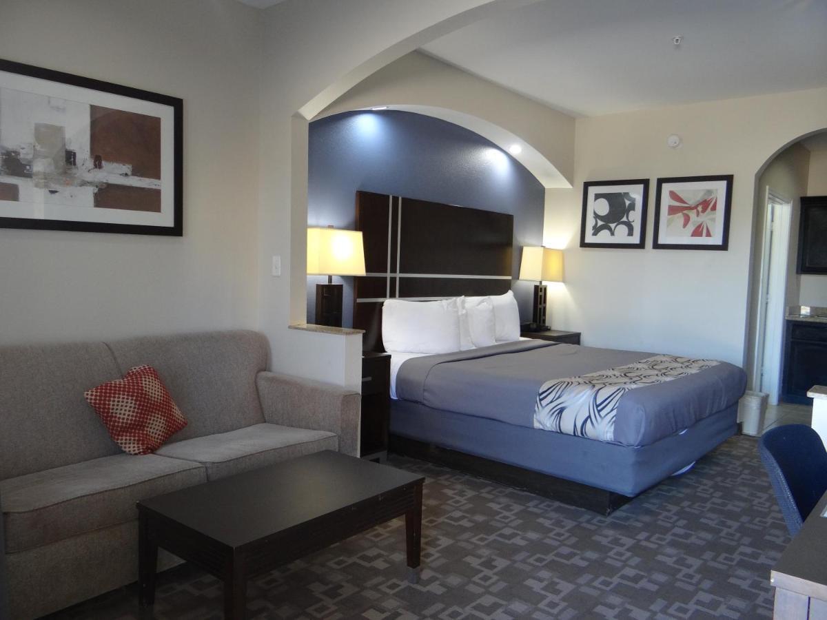 Regency Inn & Suites - Baytown Dış mekan fotoğraf