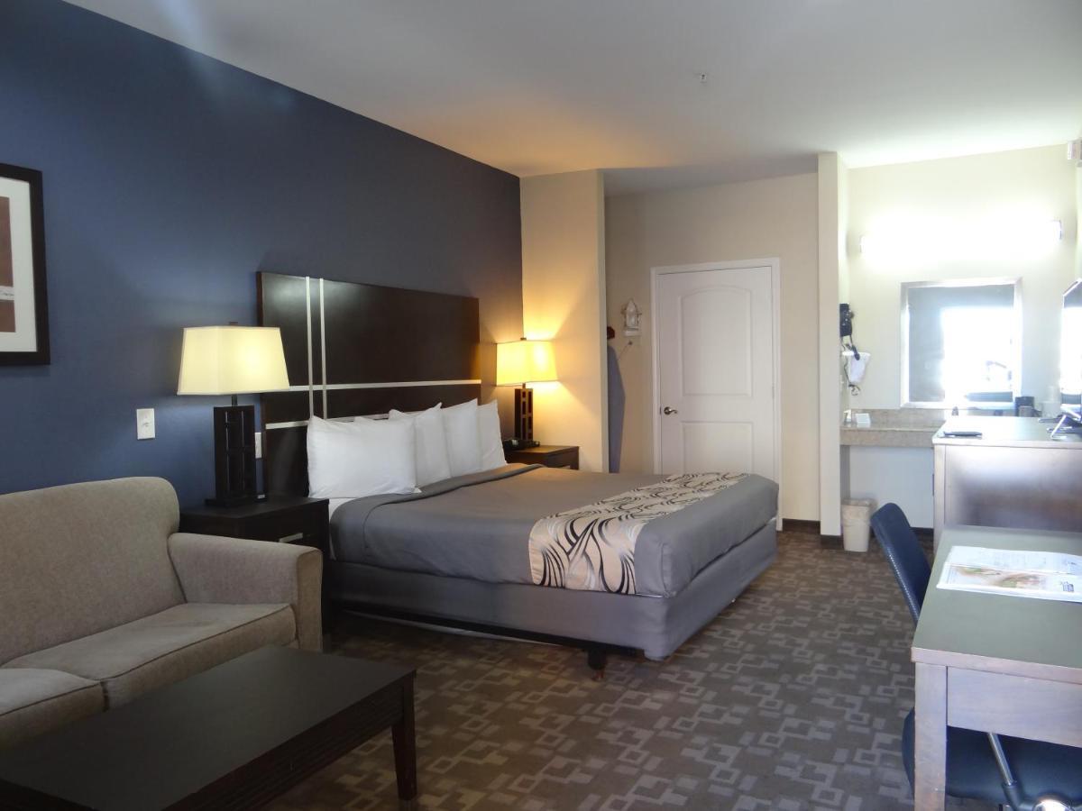 Regency Inn & Suites - Baytown Dış mekan fotoğraf